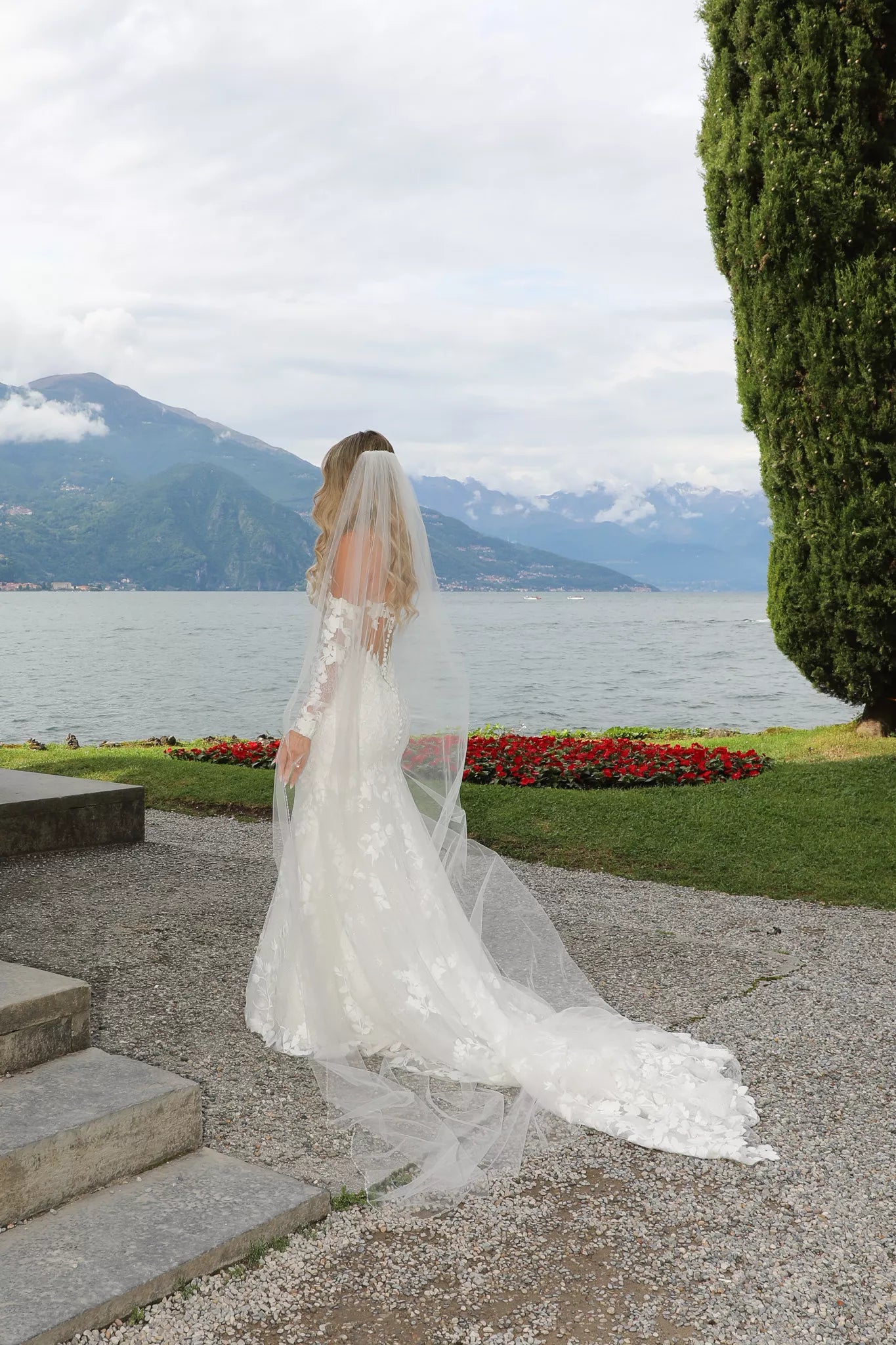 Lake Como wedding photographer capturing bride getting ready in a luxury villa