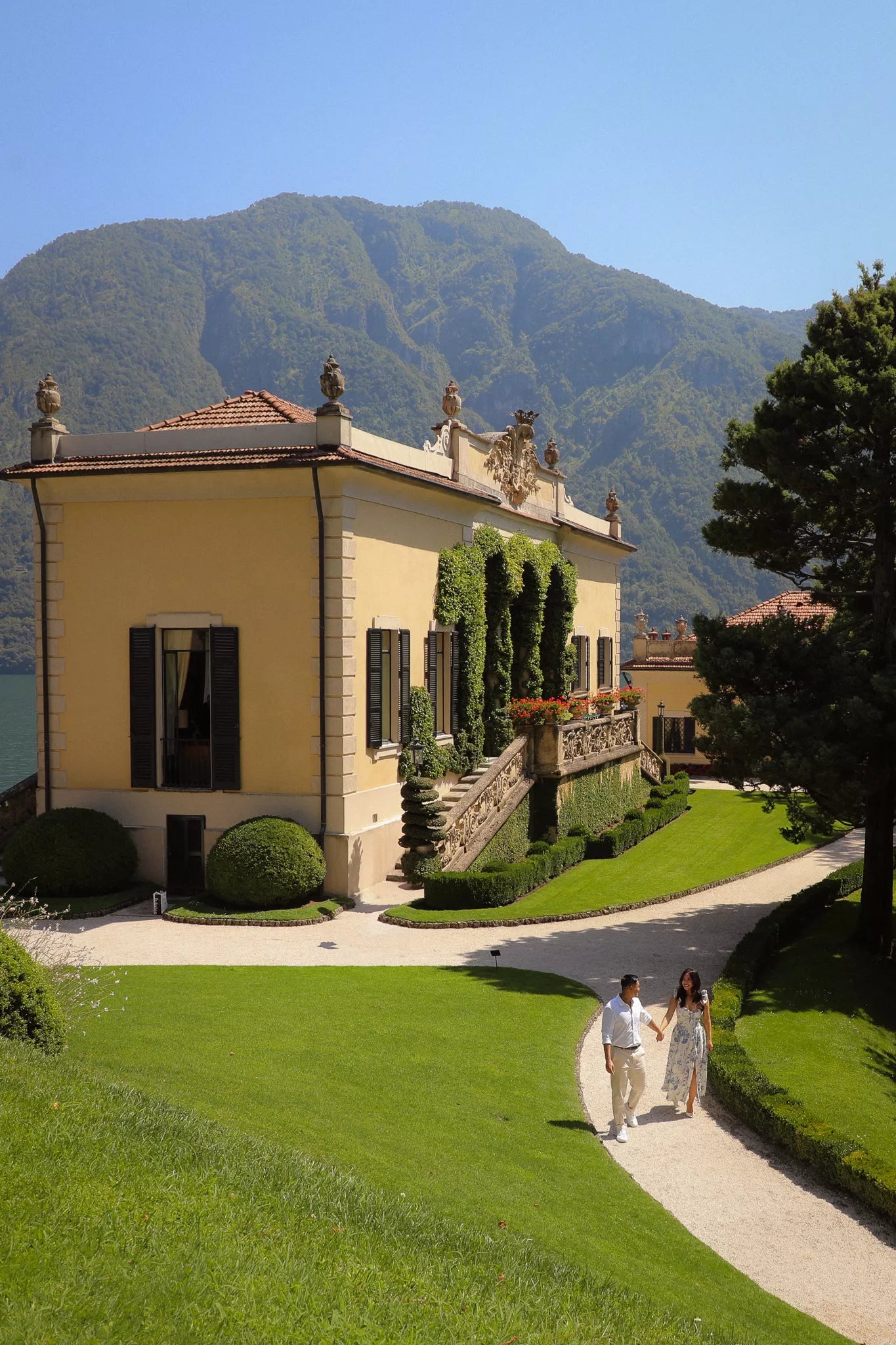 Surprise proposal at Villa del Balbianello on Lake Como captured in a cinematic documentary style