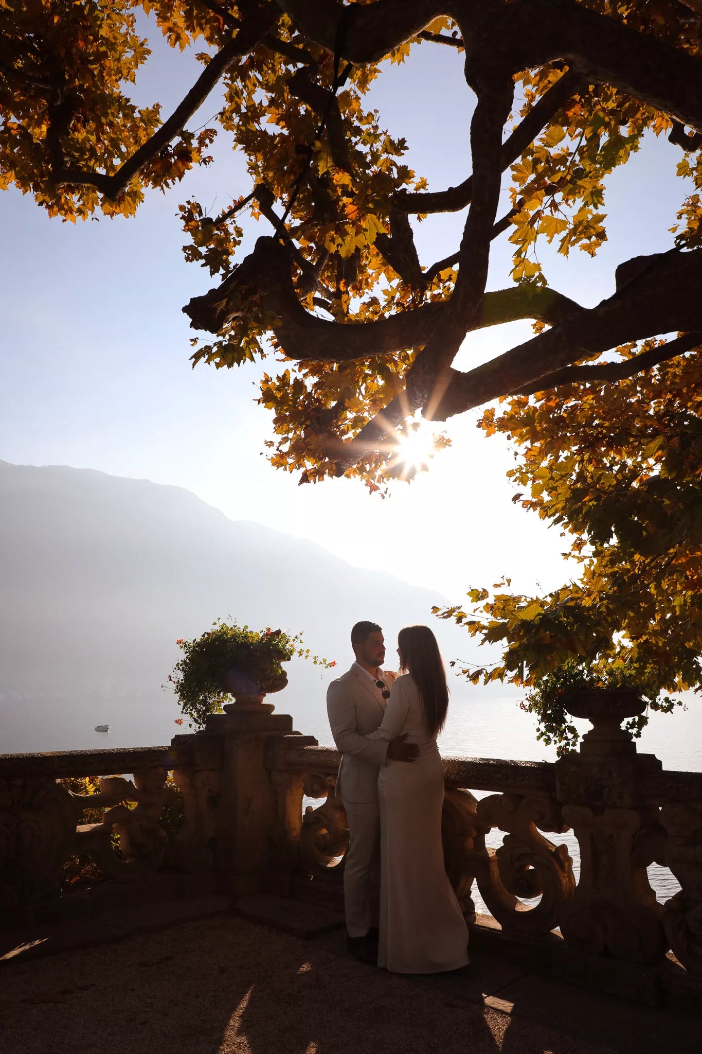 Golden hour Villa del Balbianello proposal photography with romantic Lake Como sunset light