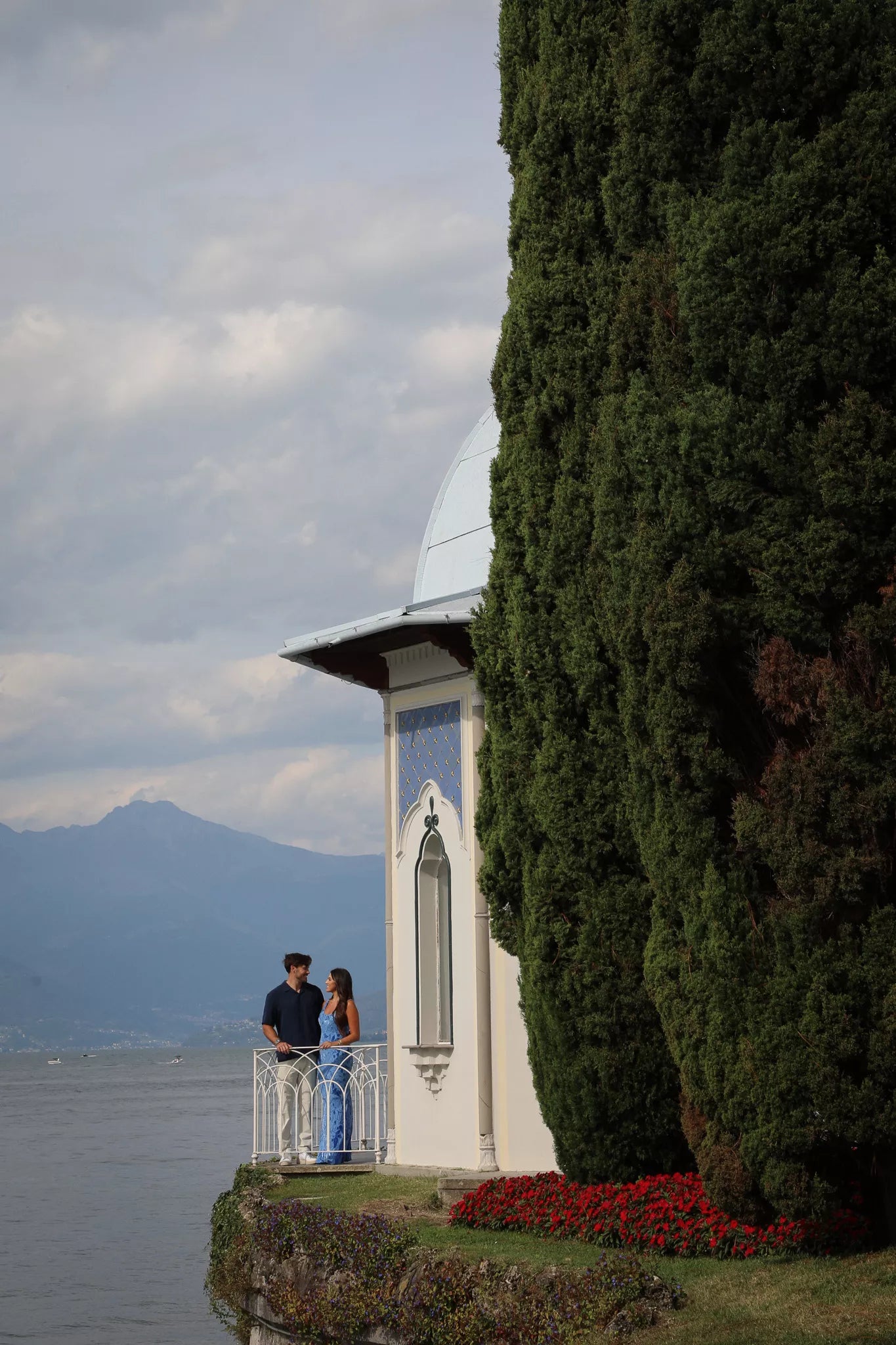 Villa Melzi Gardens proposal photography in Bellagio, Italy with elegant gardens and lake scenery